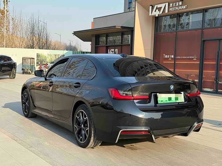 BMW i3 2025 2025款 eDrive 40 L 曜夜套装