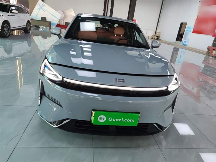 Geely Galaxy L6 2025 2025款 EM-i 140km 探索+版