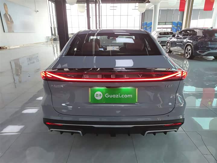 Geely Galaxy L6 2025 2025款 EM-i 140km 探索+版
