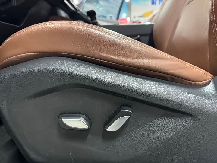 Geely Vision X6 2021 2021款 PRO 1.4T 自动尊贵型