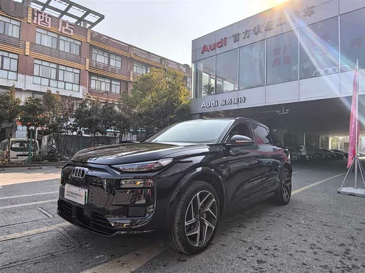 2026 Audi Q6L e-tron