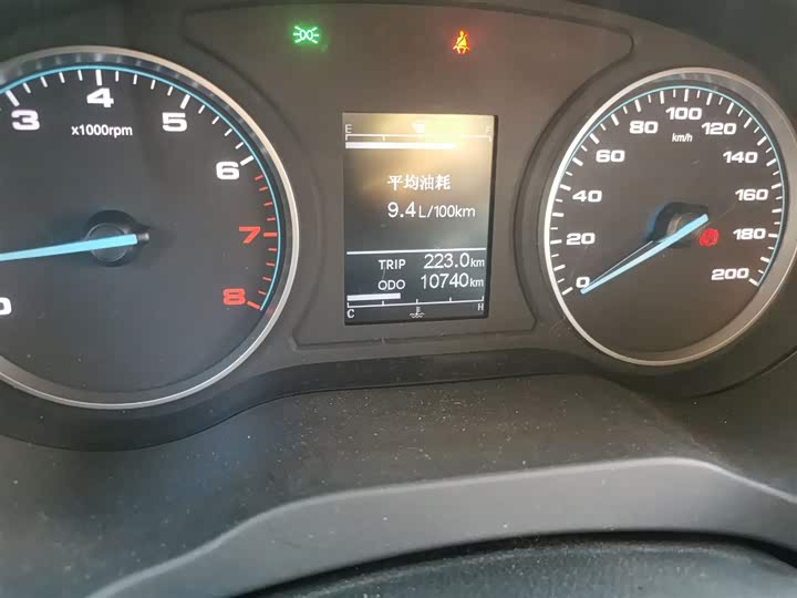 JAC Refine M3 2022 2022款 1.8L 7座标准版