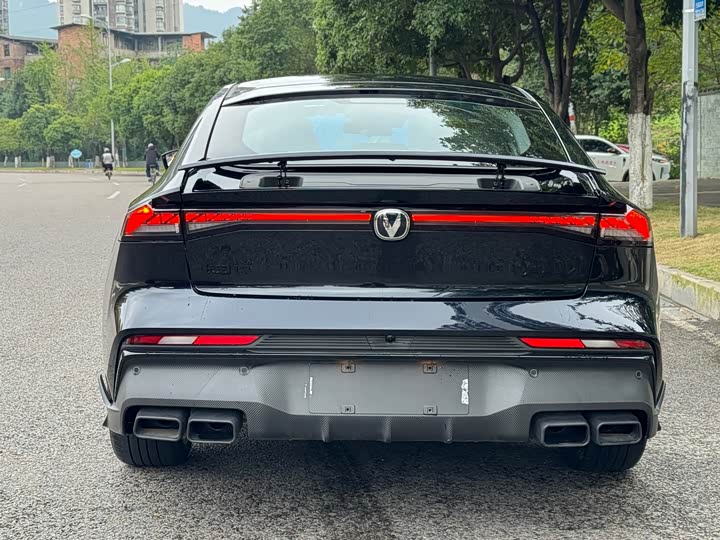 Changan UNI-V 2025 2025款 1.5T 500Bar黑武士版