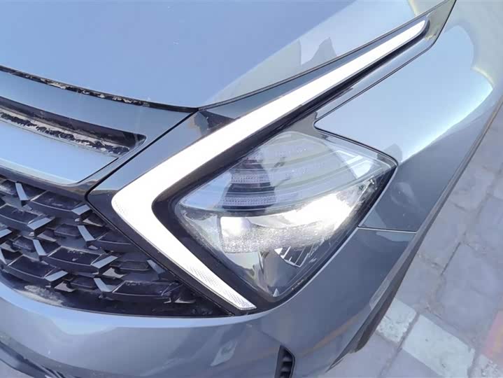 Kia Sportage 2023 2023款 1.5T 两驱尊贵版