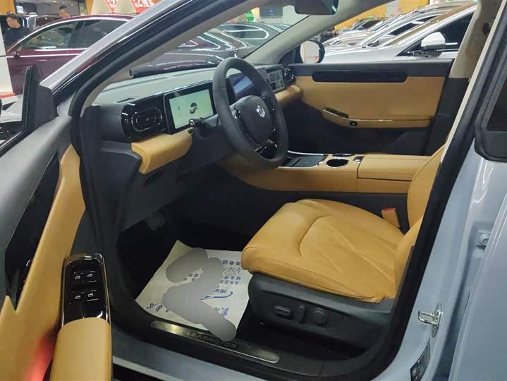 Leapmotor C01 2024 2024款 增程 316尊享版