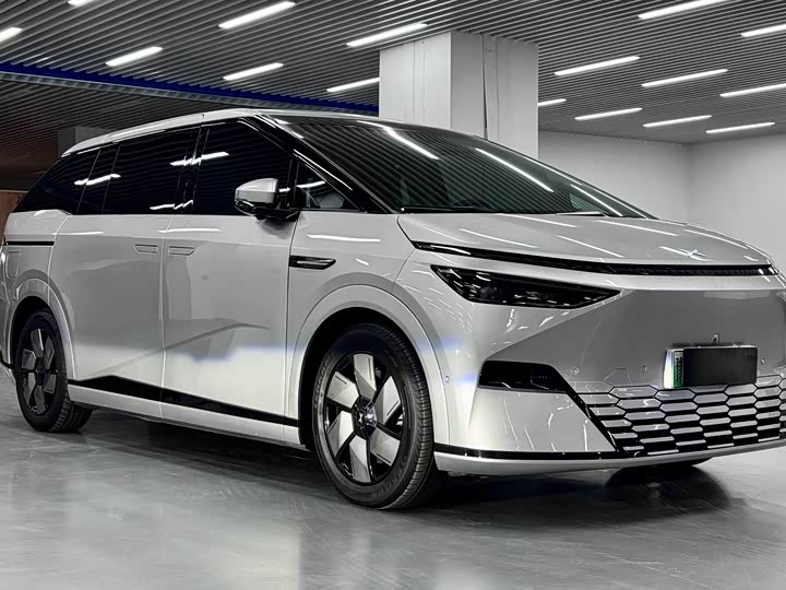 XPeng X9 2025 2025款 纯电 650长续航 Max