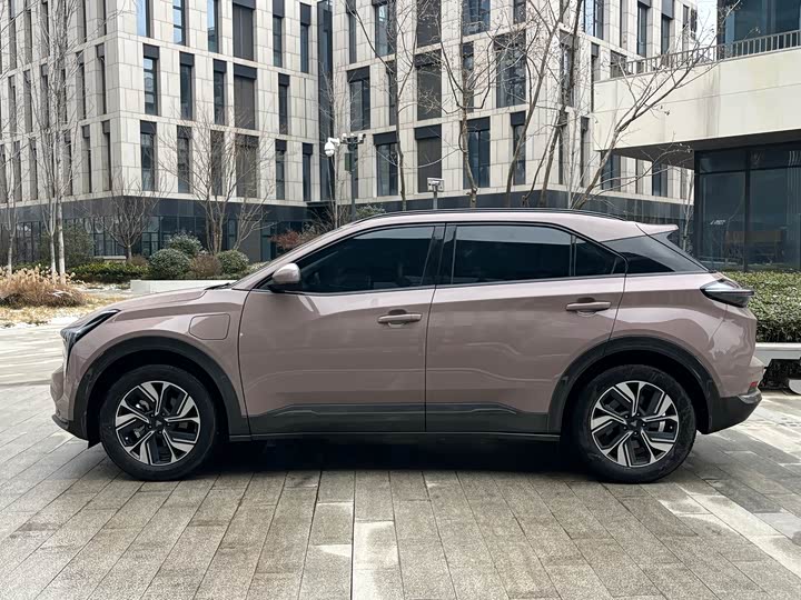 Hozon U 2022 2022款 哪吒U-Ⅱ 400 Lite 三元锂