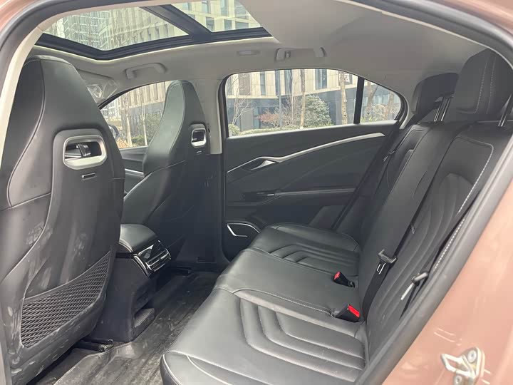 Hozon U 2022 2022款 哪吒U-Ⅱ 400 Lite 三元锂