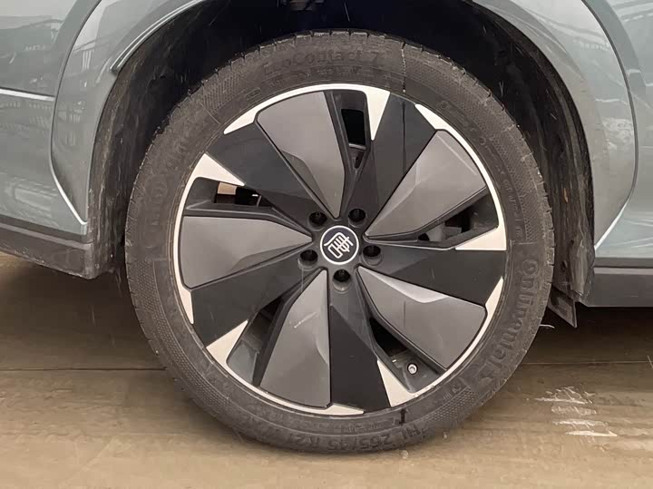 BYD Tang L 2025 2025款 DM 200KM四驱激光雷达旗舰型