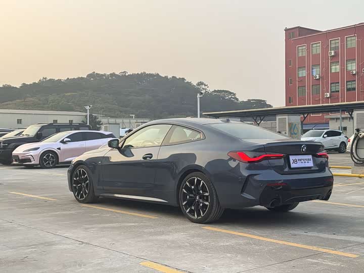 BMW 4 Series 2024 2024款 430i M运动曜夜套装