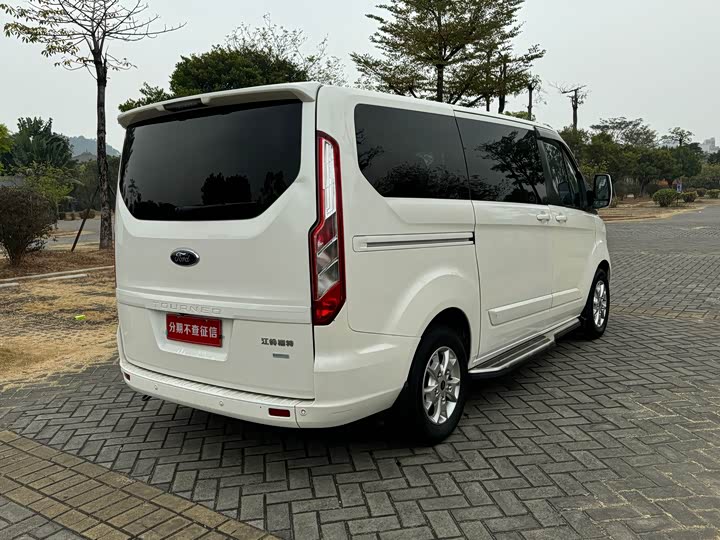 Ford Tourneo 2020 2020款 2.0T 自动精英版 国VI