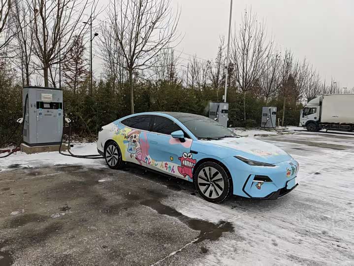 Geely Galaxy E8 2024 2024款 550km 后驱龙腾版