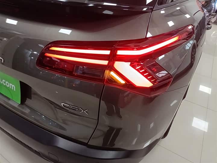 Citroen C5 X 2021 2021款 1.6T 领不凡