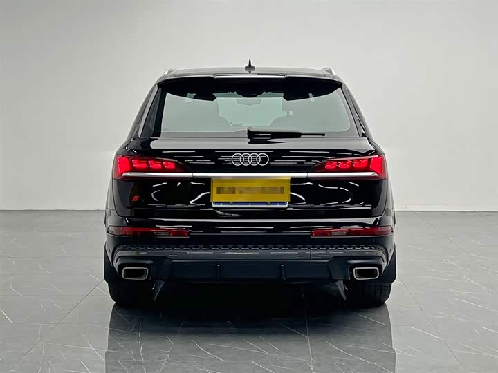 Audi Q7 2025 2025款 55 TFSI quattro S line尊贵型