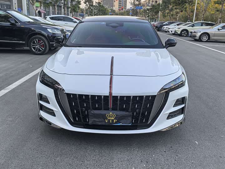 Hongqi H6 2023 2023款 2.0T 致逸版