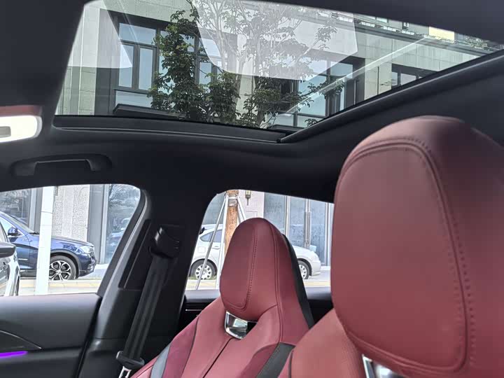 Hongqi H6 2023 2023款 2.0T 致逸版