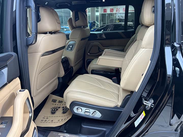 BYD FangChengBao Leopard 8 2025 2025款 智勇旗舰版 6座