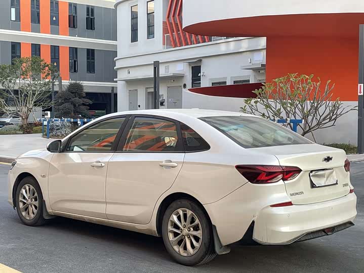 Chevrolet Monza 2024 2024款 1.5L 双离合悦享版
