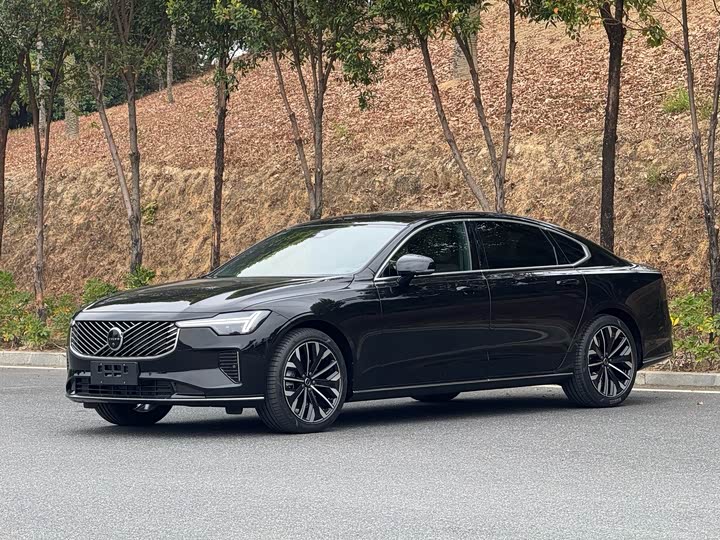 Volvo S90 2026 2026款 B5 智远豪华版