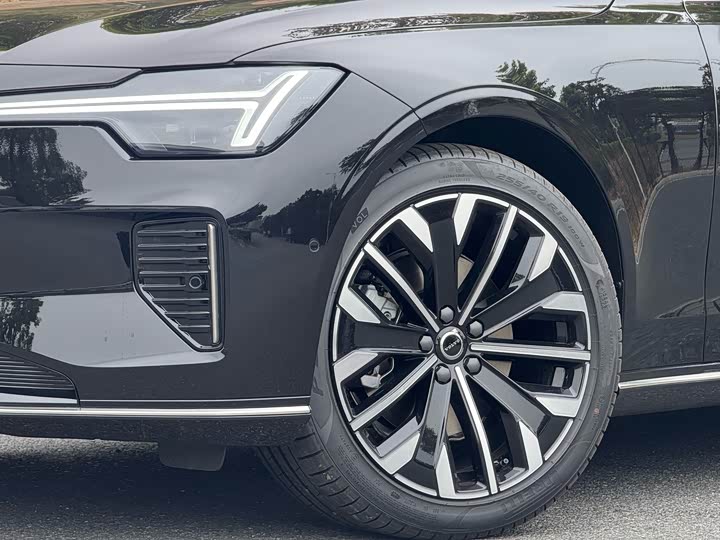 Volvo S90 2026 2026款 B5 智远豪华版