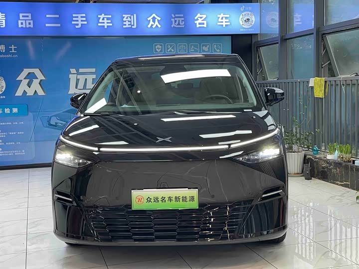 XPeng X9 2025 2025款 纯电 650长续航 Max
