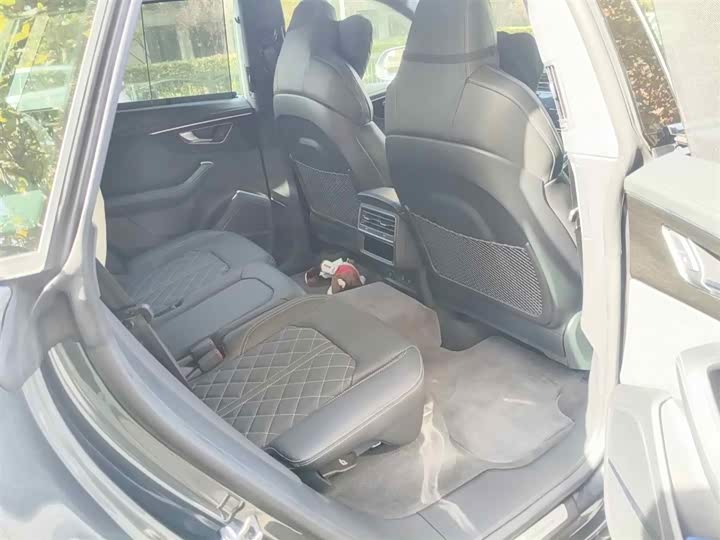 Audi Q8 2023 2023款 55 TFSI 尊享动感型