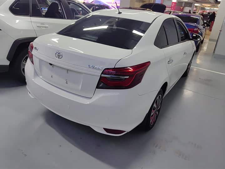 Toyota Vios 2022 2022款 1.5L 20周年纪念版