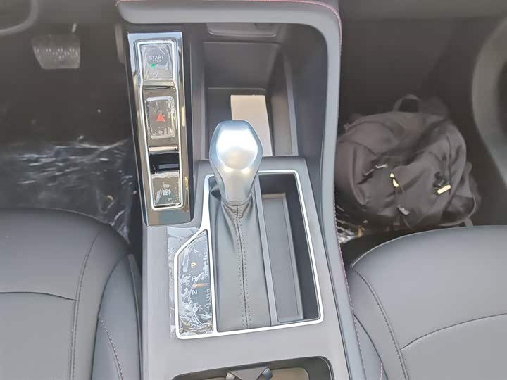 Roewe i5 2026 2026款 1.5L CVT豪华版