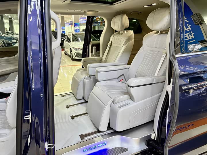 Roewe iMax 8 2023 2023款 400TGI 越享版