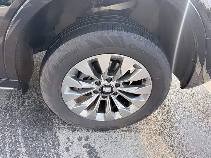 Tank 500 2023 2023款 3.0T 运动版 造境型 5座