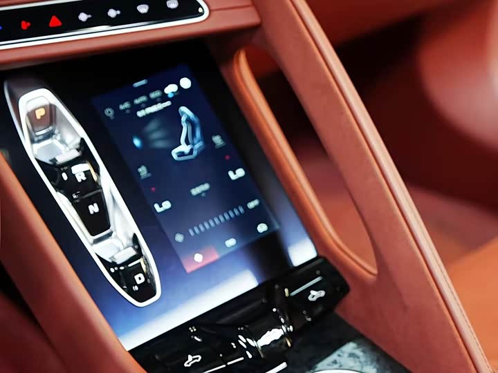 MG Motor Cyberster 2024 2024款 501km 魅力心动版