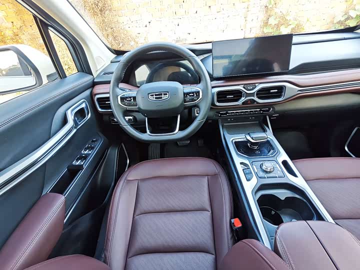 Geely Okavango 2022 2022款 1.8TD DCT进取型 7座