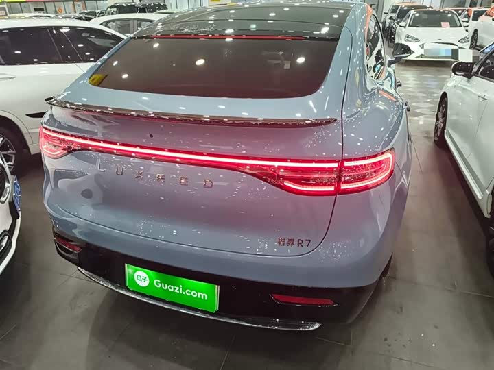 Luxeed R7 2025 2025款 增程 331km Ultra