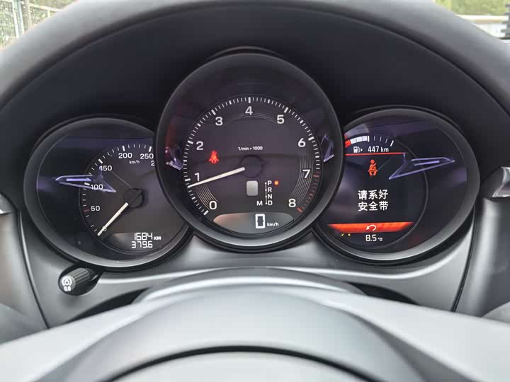 Porsche Macan 2025 2025款 Macan 2.0T 逐梦版