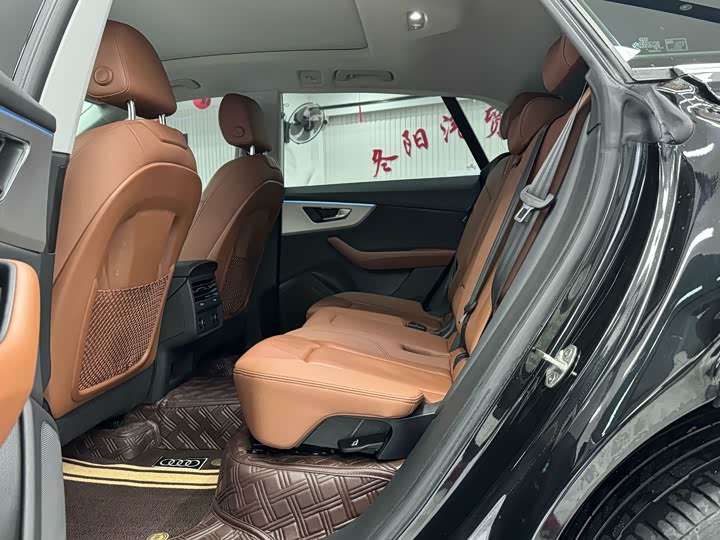 Audi Q8 2022 2022款 55 TFSI 豪华动感型