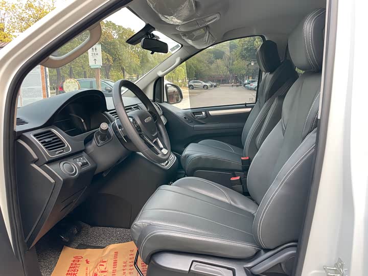 Maxus G20 2023 2023款 改款 ES 2.0T 汽油自动超值版