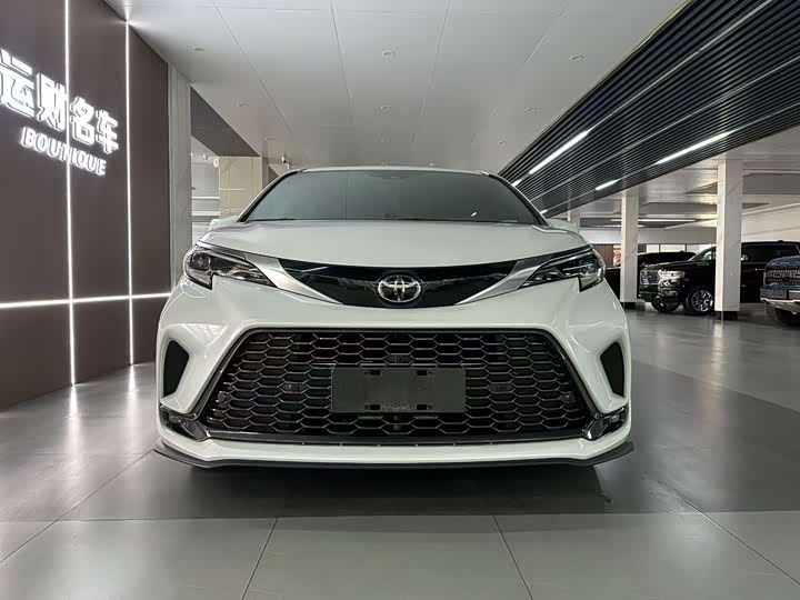 Toyota Granvia 2024 2024款 2.5L混动 尊贵PLUS版