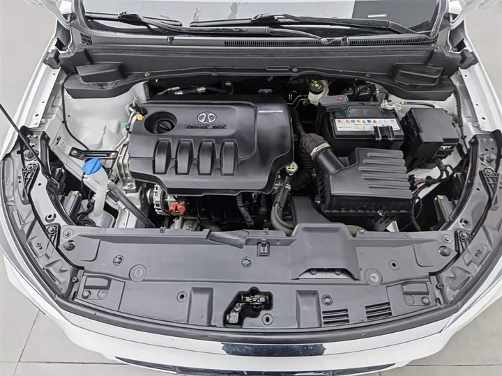 Beijing U5 Plus 2021 2021款 1.5L CVT豪华版