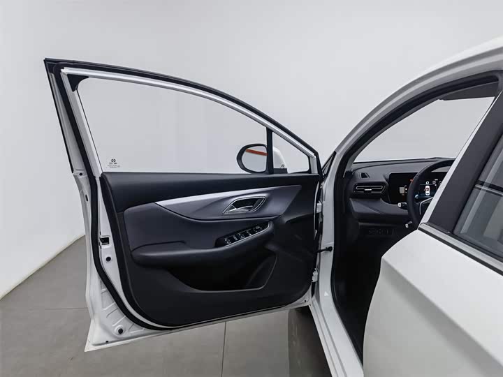 Beijing U5 Plus 2021 2021款 1.5L CVT豪华版