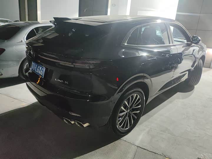 Changan UNI-K 2023 2023款 2.0T 两驱悦享型