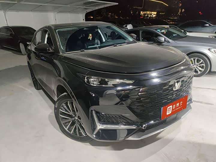 Changan UNI-K 2023 2023款 2.0T 两驱悦享型