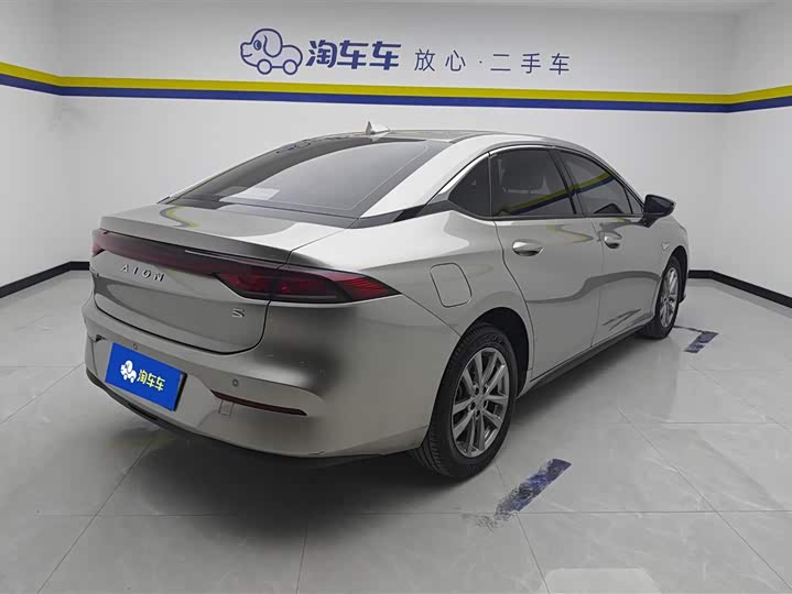 GAC Aion S 2023 2023款 魅 580 磷酸铁锂