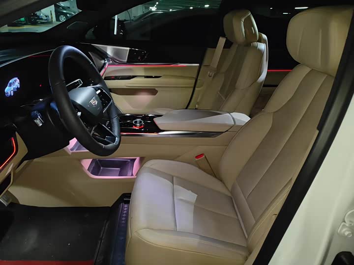 Cadillac XT5 2025 2025款 2.0T 尊贵型