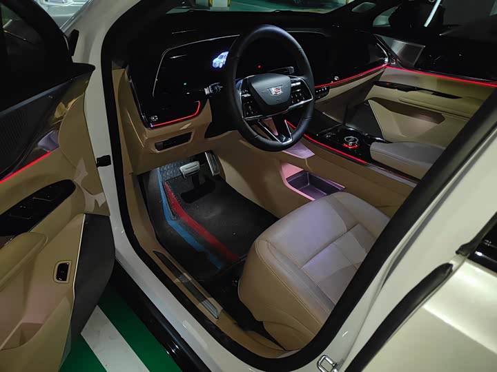 Cadillac XT5 2025 2025款 2.0T 尊贵型