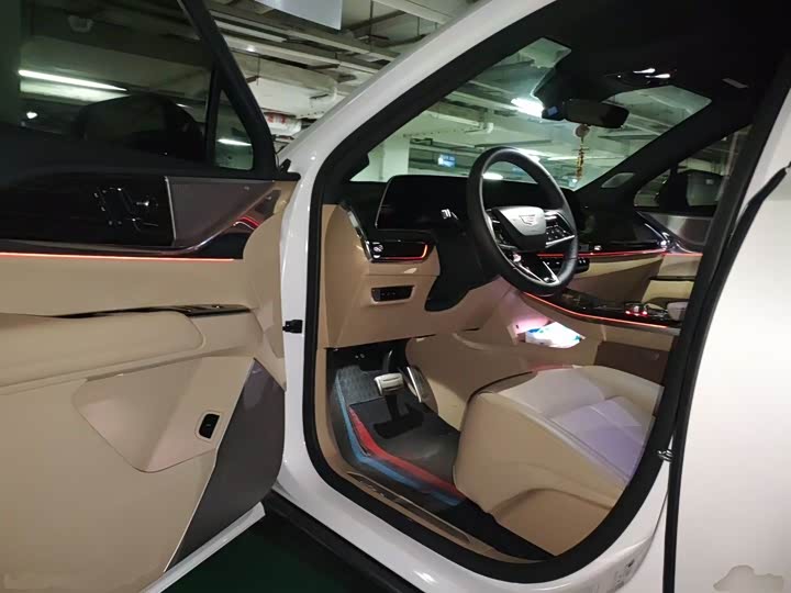 Cadillac XT5 2025 2025款 2.0T 尊贵型