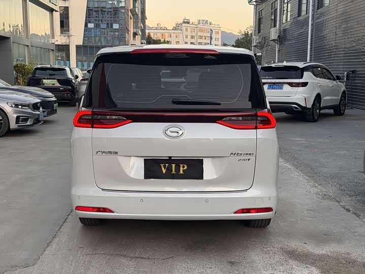 GAC Trumpchi M6 2023 2023款 PRO 270T DCT豪华版