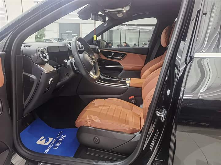 Mercedes-Benz GLC-Class 2025 2025款 GLC 300 L 4MATIC 动感型 5座