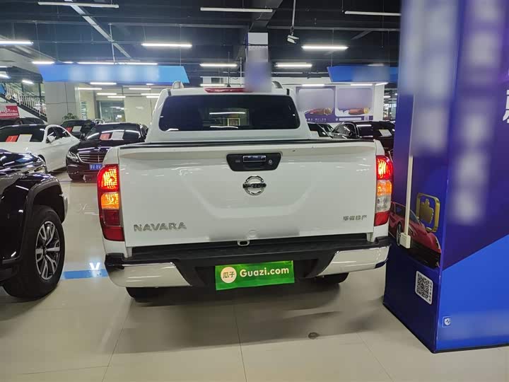 Nissan Navara 2021 2021款 2.5L 自动四驱尊贵型QR25