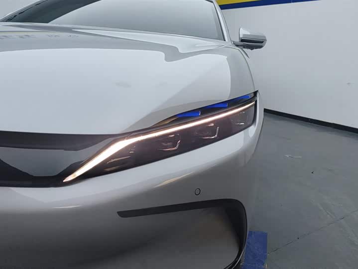 BYD Han 2025 2025款 DM-i 125KM精英型