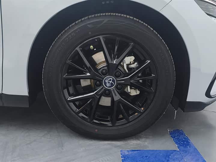 BYD Han 2025 2025款 DM-i 125KM精英型